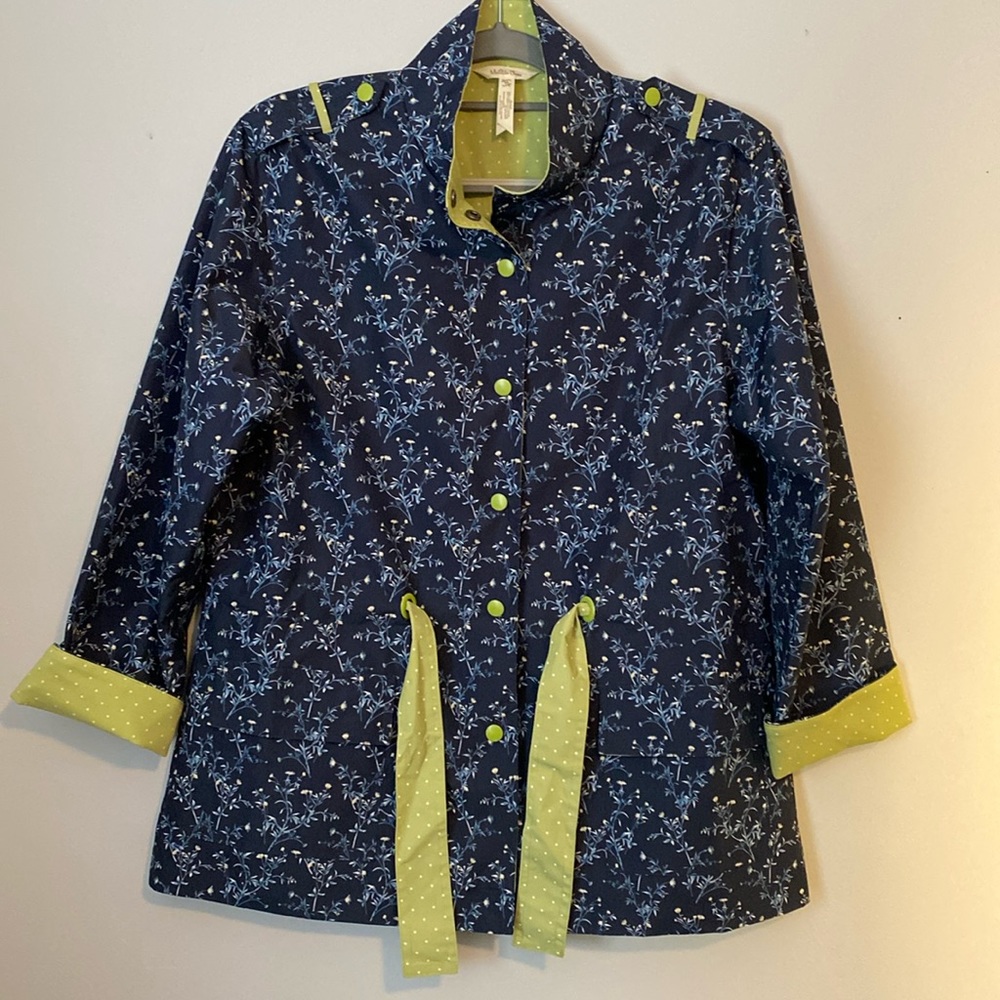 Women’s Matilda Jane Rain Coat Size M